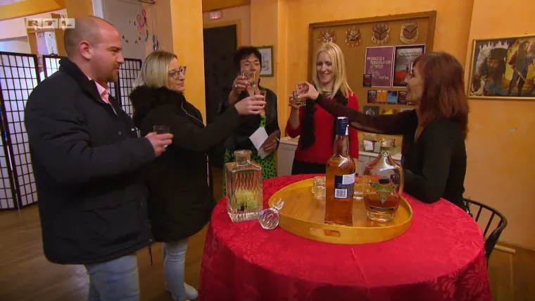 Prvoj kandidatkinji riječkog tjedna u 'Večeri za pet' presudio desert, a jedna kandidatkinja meso nije htjela ni probati