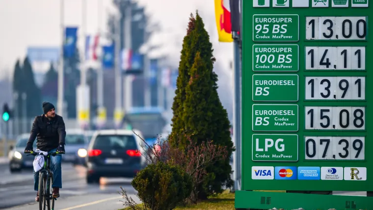 Objavljene nove cijene: Pogledajte koliko ćete od sutra plaćati litru benzina i dizela