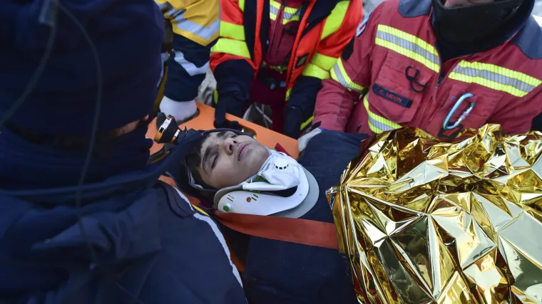 VIDEO Nakon 198 sati spasili dva brata! Pogledajte čudesne snimke veselja koje je nastalo