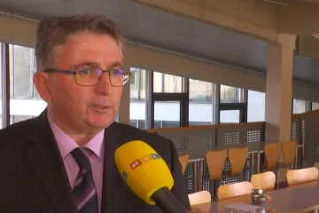 Ravnatelj škole na Krku: 'Nema većih šteta na zgradi, ali za svaki slučaj neka djeca sutra ostanu kući'