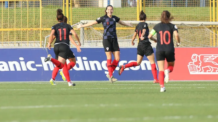 Hrvatska do drugog mjesta pobjedom protiv susjeda: Nova tri mjesta donijela nam je napadačica Bayerna