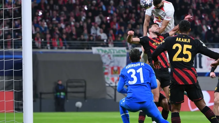 Jo&scaron;ko Gvardiol zaludio nogometni svijet: Poletio je nebesko u visine i samo mu je svemir granica; 'On je monstrum od igrača i dolazi iz Hrvatske'