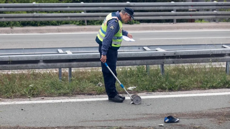 Sudarilo se vi&scaron;e vozila, kamion i autobus, ima ozlijeđenih...