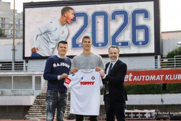 Jedan od najvećih talenata hrvatskog nogometa potpisao ugovor s Hajdukom: 'Tu sam cijeli život'