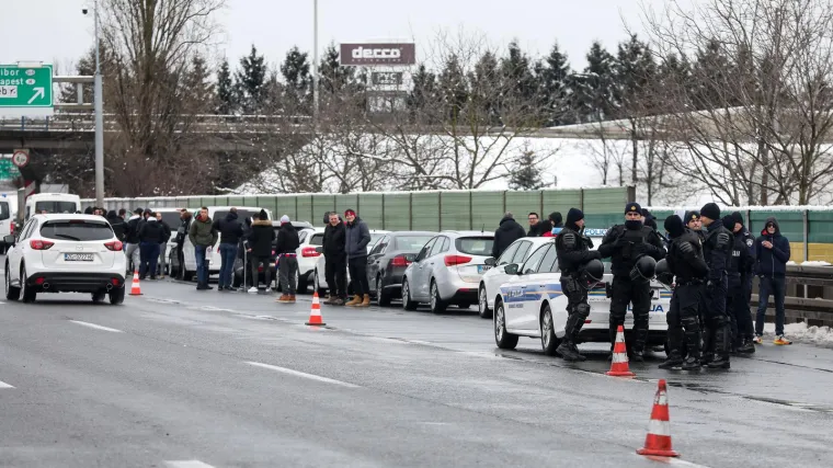 Torcida&scaron;i ne mogu kućama. Doznali smo &scaron;to je s njima, uskočio je i Dinamo