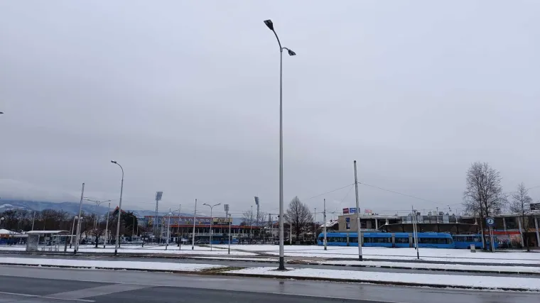 Akcija pred derbi: Zagrepčane dočekala znakovita poruka u snijegu