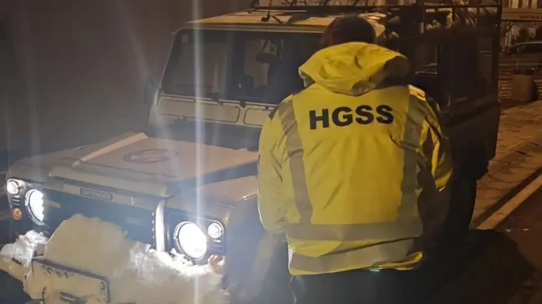 HGSS iz Karlobaga prevezao pacijenta na dijalizu u Gospić: 'Pada snijeg kao lud, ali mi smo u pripravnosti'