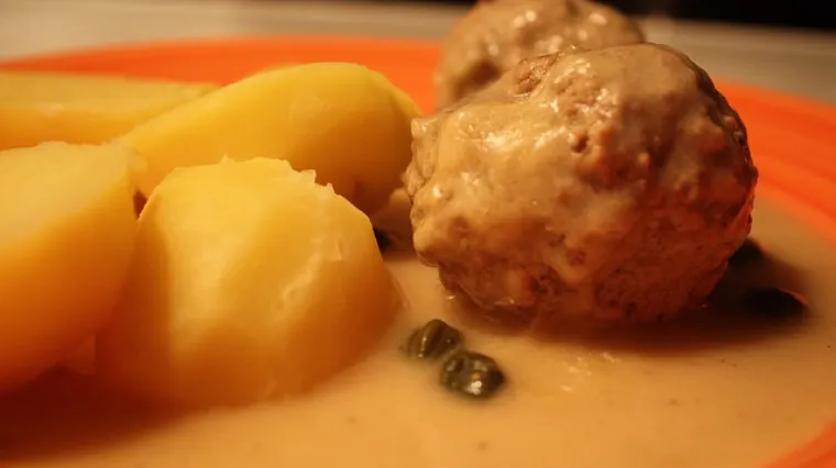 Kako se pripremaju domaće mesne okruglice?