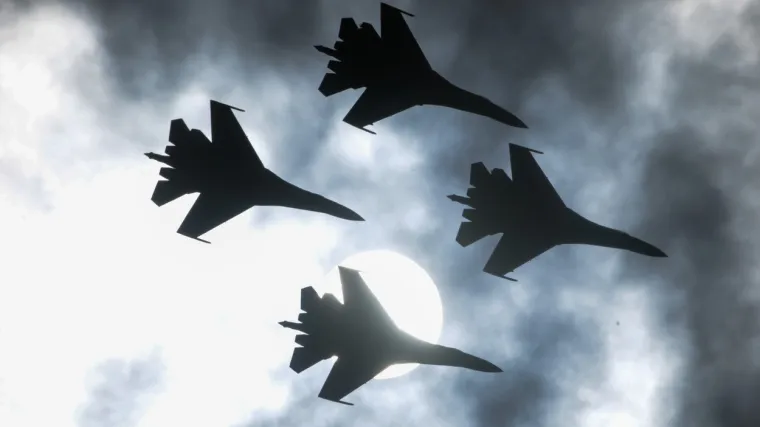 Uzbuna u Rusiji zbog NLO-a: Zatvoren zračni prostor iznad St. Peterburga, dignuli borbene zrakoplove