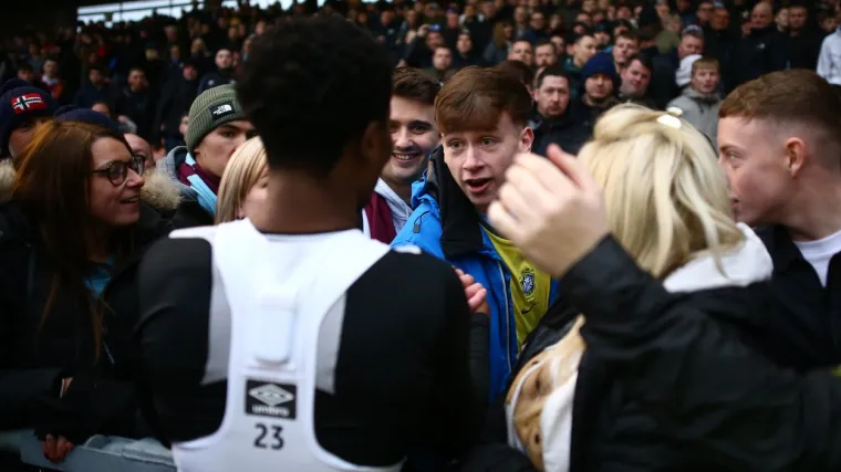 Užasne vijesti iz Engleske: Navijač preminuo nakon tučnjave