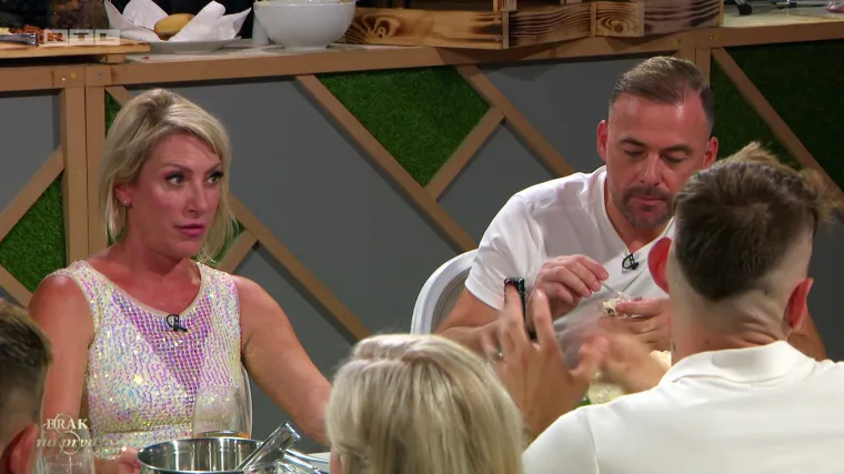 Opet zaiskrilo između Manuele i Tihomira, a ubacio se i Dario s komentarom: 'Zna se što je ona htjela'