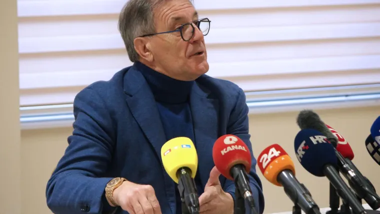 Kraj Mamićeve vladavine u Dinamu odjeknuo i u Srbiji: 'Zdravku je karijera propala zbog Crvene zvezde'