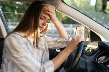 Ako u vožnji osjetite neke od ovih znakova, odmah stanite radi vlastite sigurnosti: Stotine ljudi godišnje izgubi život zbog ovoga