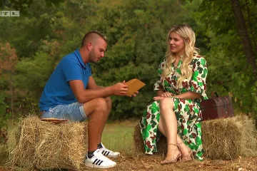 Koje ushićenje na čakavskom! Najmlađi farmer oduševio se kada je ugledao pisma obožavateljica