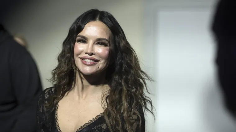 Severina odu&scaron;evila retro stilom, a ujedno zbunila i &scaron;okirala 'medenim' &scaron;tiklama: 'Seve, tetoviram te sto posto'