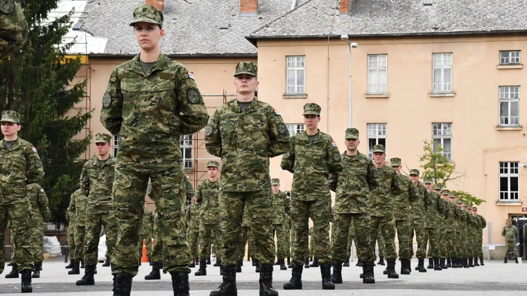 MORH o upisu mladića u vojnu evidenciju: 'Upoznajemo ih time s obavezom obrane domovine'