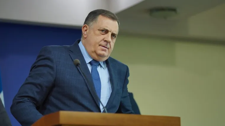 Dodik ima novi zahtjev: 'Pripadnicima LGBTIQ zajednice zabranit će se prilaz obrazovnim institucijama'