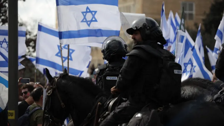 Nižu se reakcije nakon poteza Netenyahua, bijesni i oporba i partneri s desnice: 'Nastojim izbjeći građanski rat'