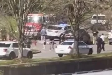 Detalji krvoprolića u SAD-u: Ušla u vjersku školu naoružana do zuba i počela pucati; broj žrtava raste