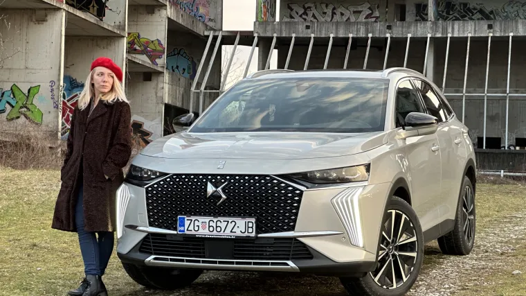 Vozila sam automobil u kojem sam se osjećala poput francuskog predsjednika: Prestiž je stigao u Hrvatsku, a kažu da troši jednu litru