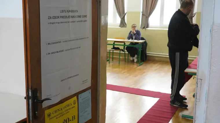 U Podgorici nožem izbo člana biračkog odbora: 'Sukob nije povezan s izbornim procesom'