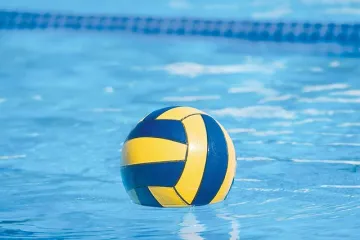 S koliko se metara izvodi kazneni udarac u vaterpolu?