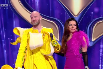 POGLEDAJTE TRENUTAK SKIDANJA MASKE: Ova velika, žuta i skakutava glava bio je na&scaron; Edo