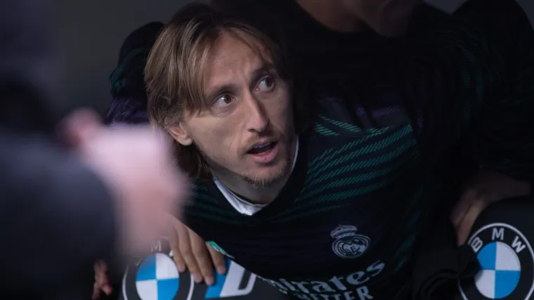 Luka Modrić lupio &scaron;akom o stol, odbio 60 milijuna eura i stao na kraj svim sumnjama: 'Izričito im je to rekao'