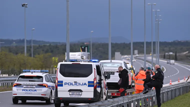 Vozači oprez! Kaos kod Zadra, zbog nevremena nekoliko sudara na A1