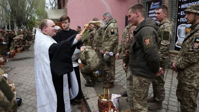 Ni&scaron;ta im nije sveto: Rusi napadaju i na Uskrs, a Zelenskij poslao poruku od koje će zatitrati srce svakog Ukrajinca