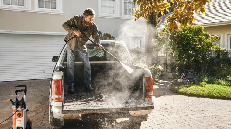 Neka va&scaron;e vozilo zasja punim sjajem u proljeće