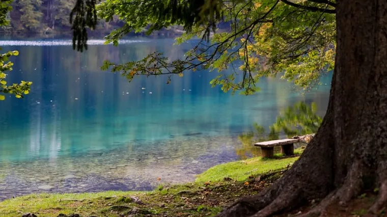 Koja su najpoznatija prirodna jezera u Hrvatskoj?