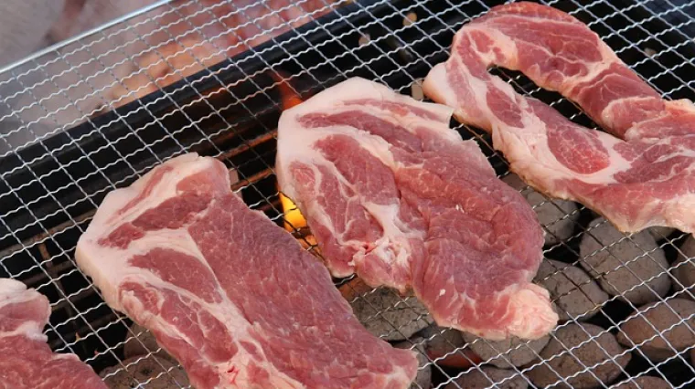 Kako se priprema kuhano carsko meso za variva?