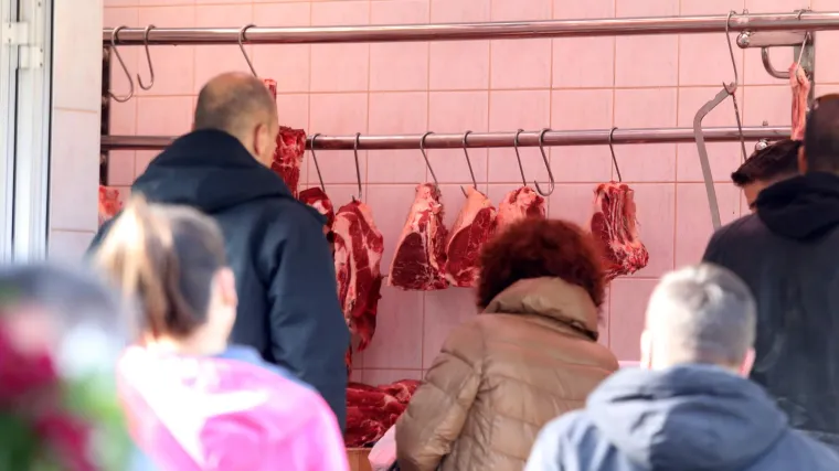 Kako uočiti razliku između dobrog i lošeg mesa? Stručnjak za kemijsku analizu hrane sve jednostavno objasnio