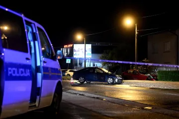 Kasno navečer u Sesvetama se frontalno sudarila dva automobila. Jedna osoba poginula