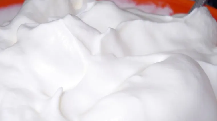 Ideja i recept kako se radi krema bez jaja i mlijeka