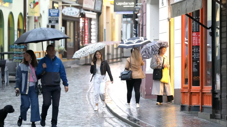 Ipak ni&scaron;ta od sunčanog Praznika rada. U nastavku tjedna povremeni pljuskovi i ki&scaron;a, ali uz topliju temperaturu