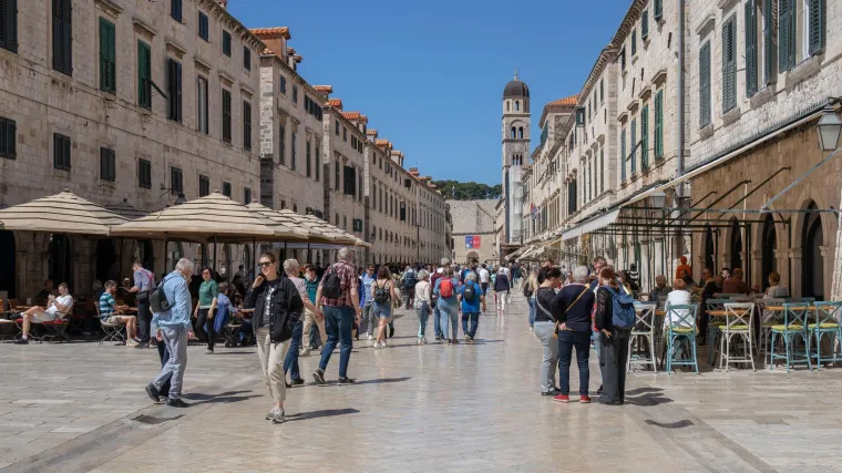 Travanj zavr&scaron;ava za nekoliko dana, no već je sru&scaron;io svjetske temperaturne rekorde. Kako stoji Hrvatska?