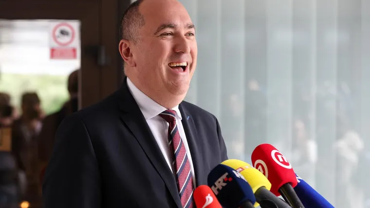 Skandali u zdravstvu se gomilaju iz sata u sat, reagirao Berošev pomoćnik: 'Čujte, stanje je generalno dobro...'