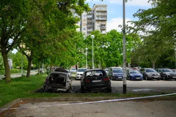 Buktinja u Zagrebu: Izgorjeli BMW X5 i Peugeot 308 na Ravnicama. Pogledajte što je od njih ostalo