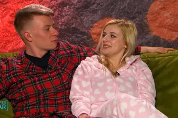 Martina šminkala Veroniku, a Karmela ispalila: 'Lijepe žene imaju više sreće u životu, što se tiče policijskih kazni'