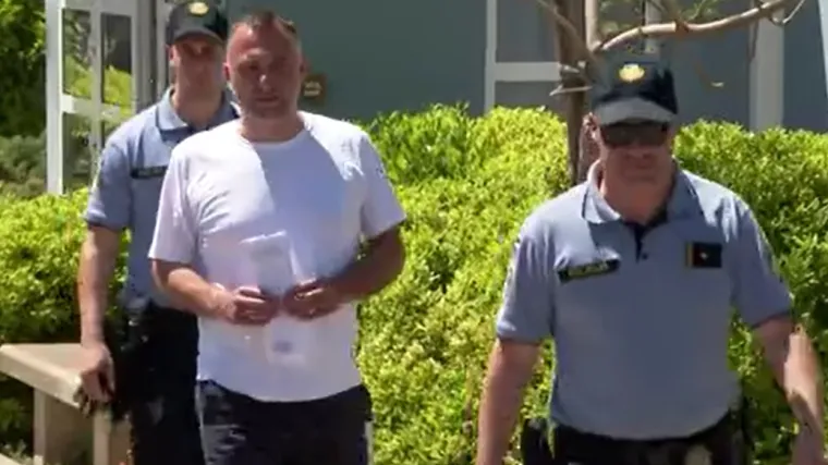 Nasilni župnik ima novi posao: Svećenik koji je premlatio časnu sestru premješten na zabačeni otok, ona se odselila iz Hrvatske