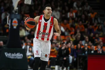 Nevjerojatnu utakmicu odlučio tricom sa zvukom sirene i tako srušio bivšu momčad