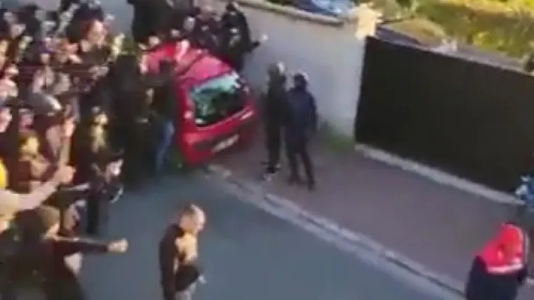 Neugodno iznenađenje ispred kuće za zvijezdu koja zarađuje pola milijuna eura tjedno