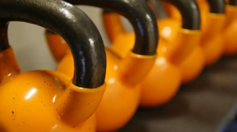 Kako napraviti dobar Hiit trening sa girjama?