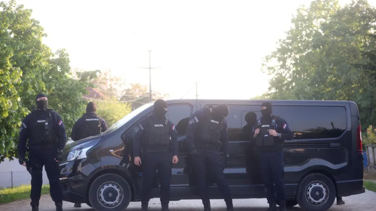 Razoružavanje Srbije: MUP-u predano preko 6000 komada protuzakonitog oružja i 3000 komada streljiva