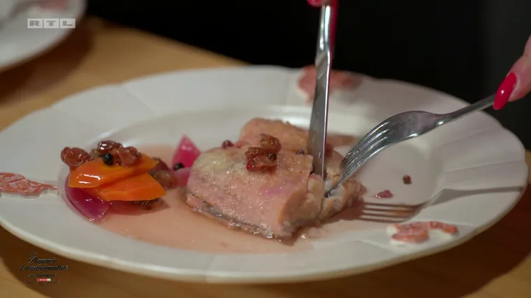 Prženi fileti šarana u hladnoj marinadi sa ljubičastim lukom