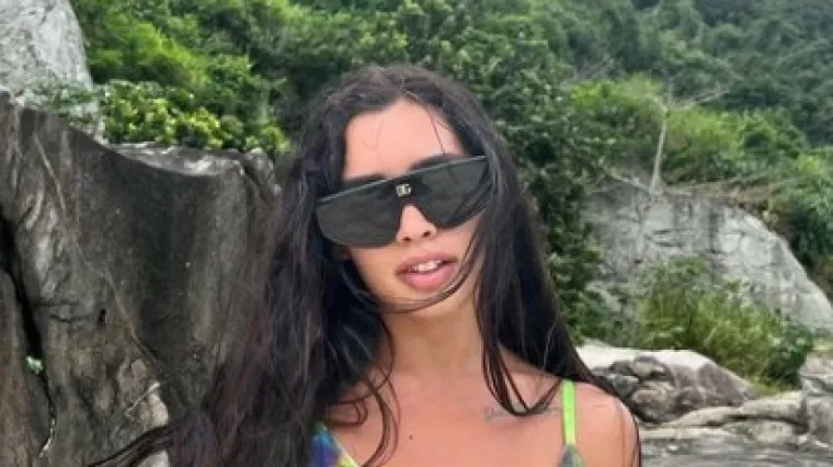 Otkriven identitet djevojke čije su fotografije obi&scaron;le svijet: 'Istina je da sam se skinula gola'