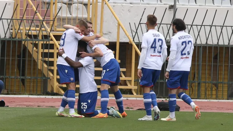 Hajduk dominirao protiv Osijeka na Poljudu: Bijeli prikazali sjajnu igru