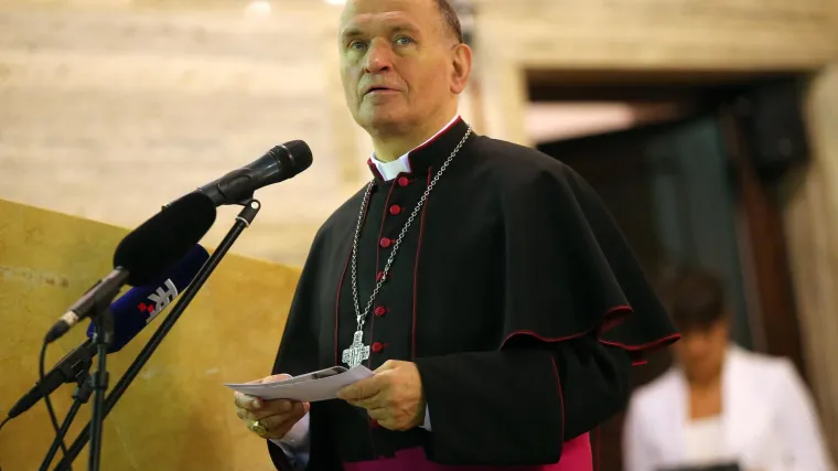 Preminuo mons. Valentin Pozaić: Papa ga imenovao pomoćnim biskupom nadbiskupa zagrebačkog